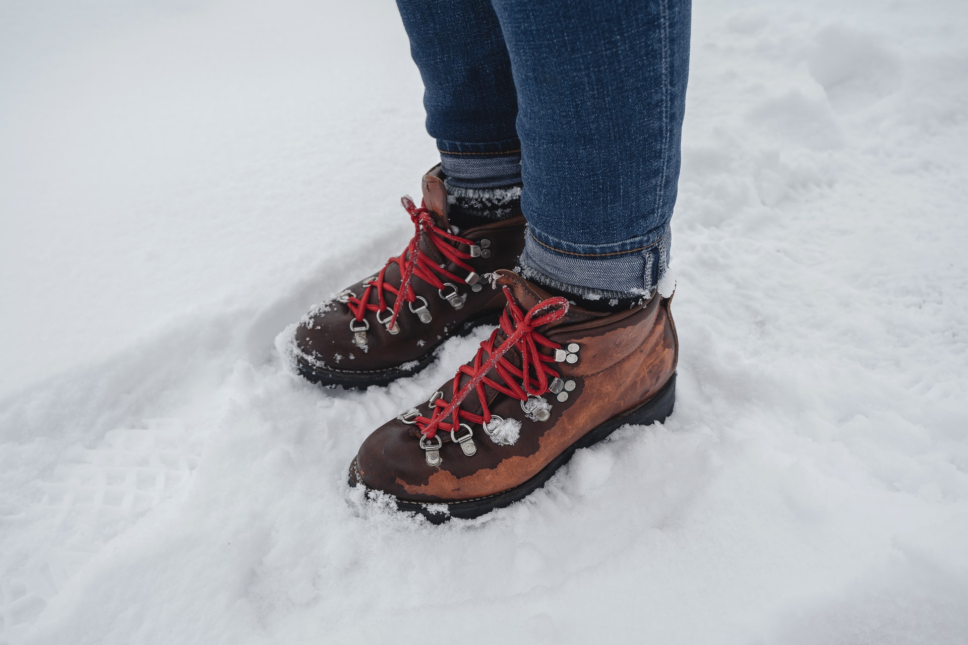 Modne buty na zimę 2021 – sprawdź nasze propozycje